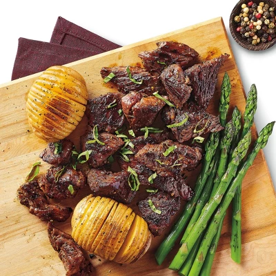 Bourbon Black Pepper Beef Sirloin Steak Tips - 13oz - Good & Gather™ 2 Bourbon Black Pepper Beef Sirloin Steak Tips - 13oz - Good & Gather™ - Image 2
