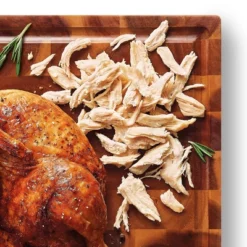 Shredded Rotisserie Seasoned Chicken - 12oz - Good & Gather™ 7 Shredded Rotisserie Seasoned Chicken - 12oz - Good & Gather™ -Good And Gather Store GUEST da3cafaa 3733 44a9 84c7 036222fcfcf3